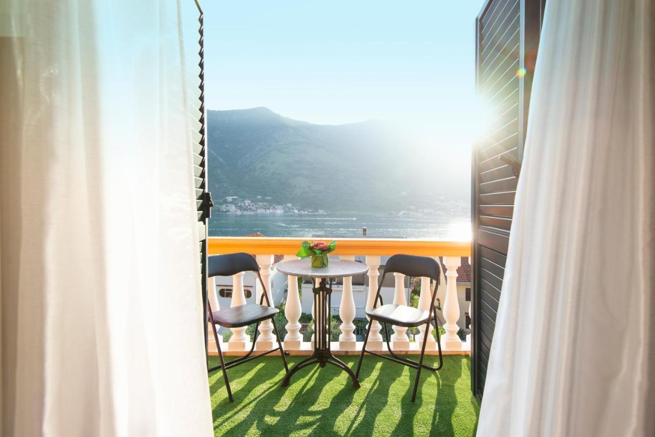 Apartment Ena With Amazing Sea View Kotor Bagian luar foto