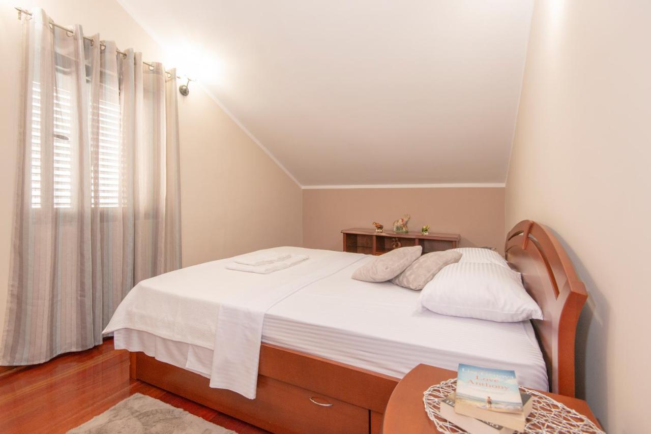 Apartment Ena With Amazing Sea View Kotor Bagian luar foto